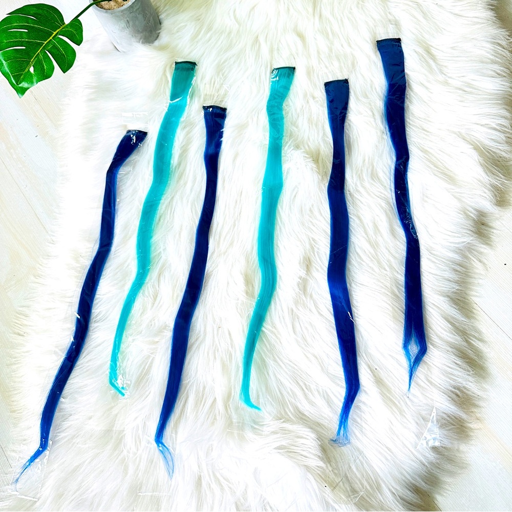 5x$25 Brand New Mermaid Clip On 20” Hair Extensions. Super fun.